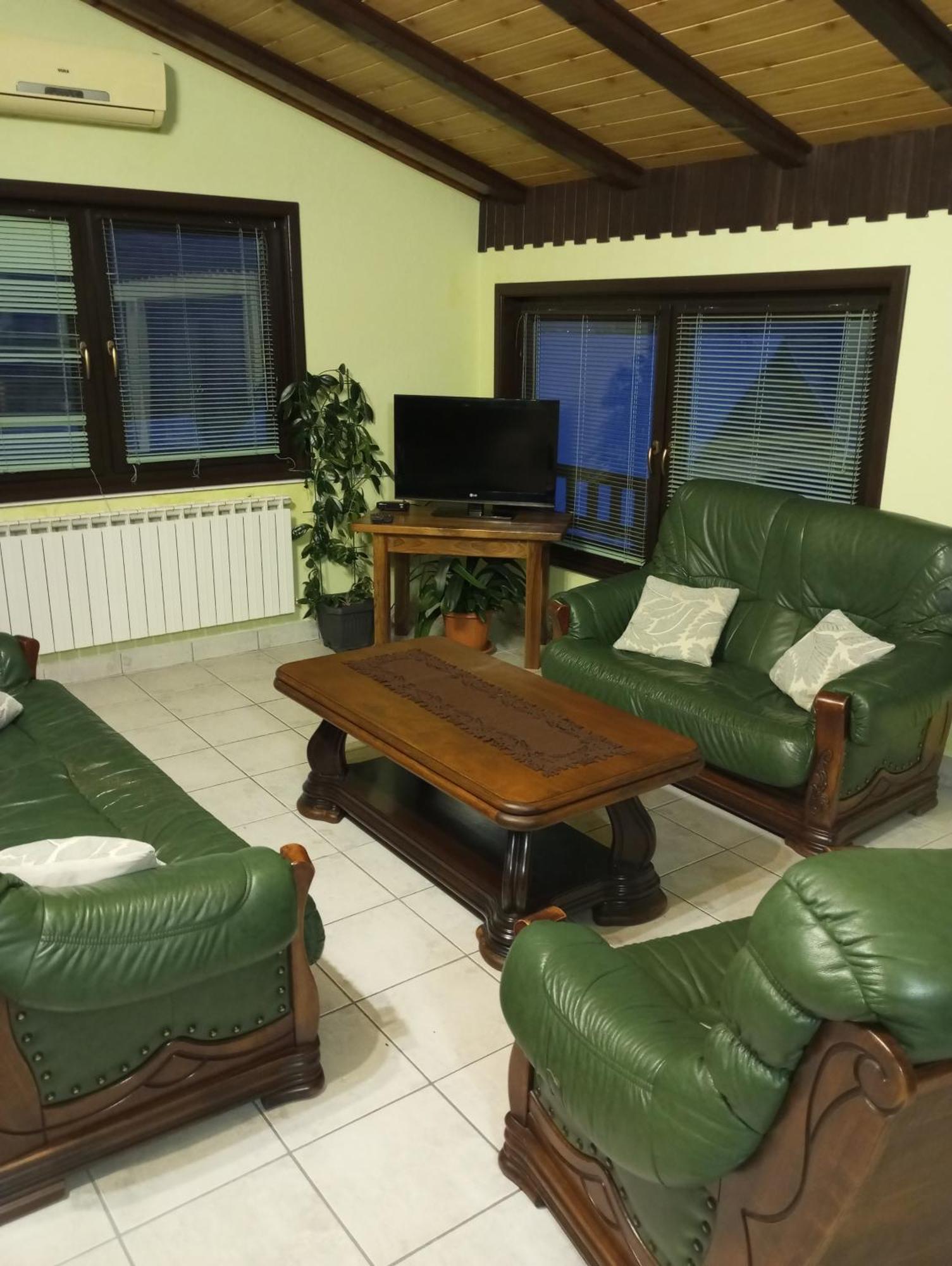 Guesthouse Pavlicic Drežnik Grad Εξωτερικό φωτογραφία