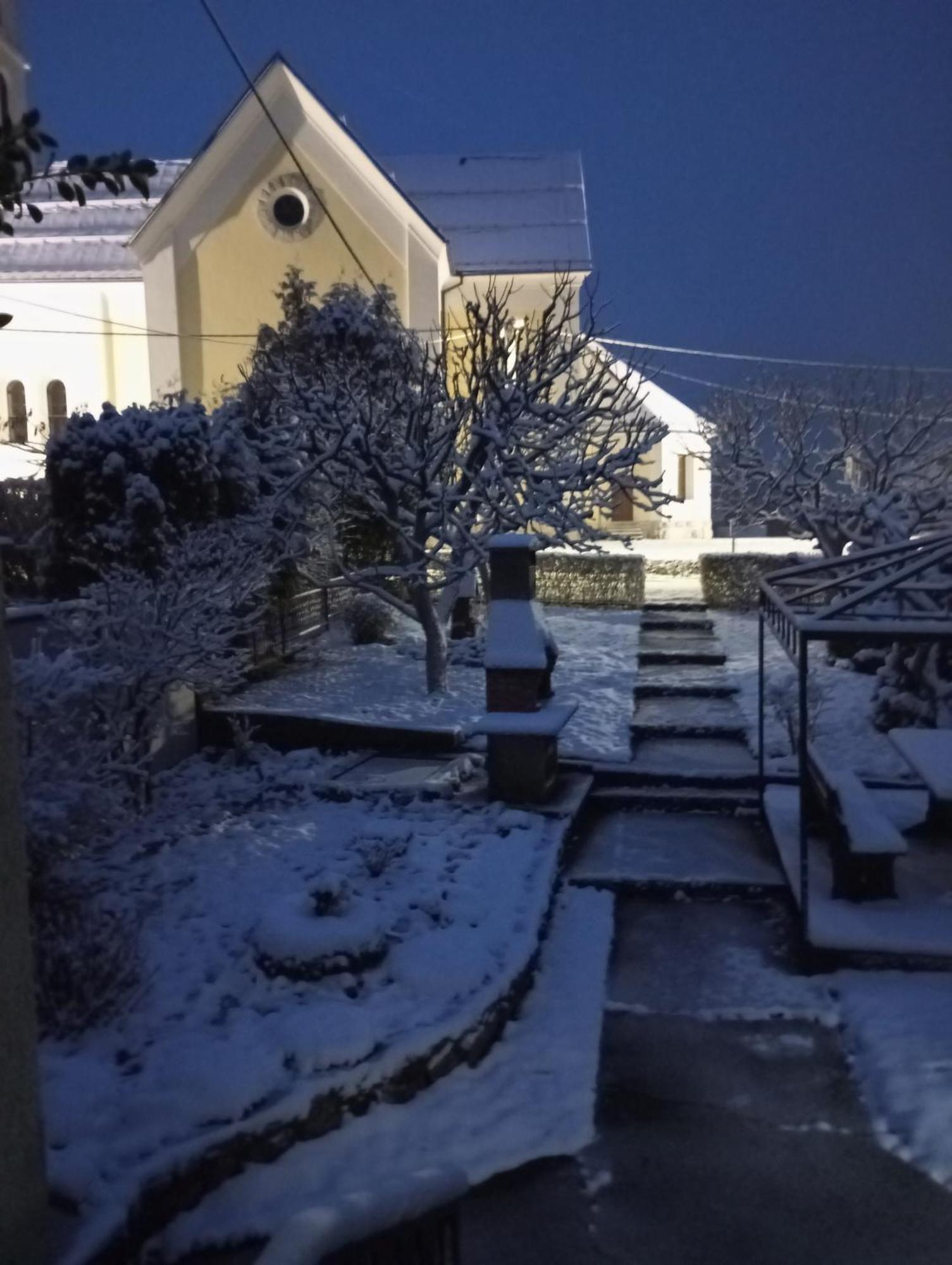 Guesthouse Pavlicic Drežnik Grad Εξωτερικό φωτογραφία